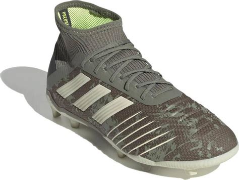 adidas Performance De schoenen van de voetbal Predator 19.1 Fg J